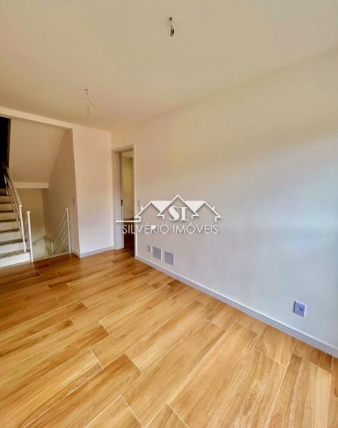 Casa à venda com 4 quartos, 180m² - Foto 9