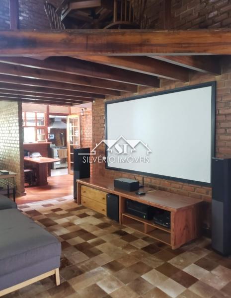 Casa à venda com 3 quartos, 254m² - Foto 9