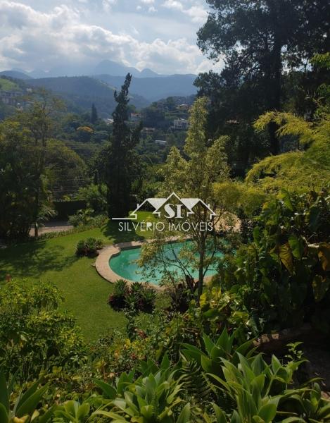 Casa à venda com 5 quartos, 585m² - Foto 11