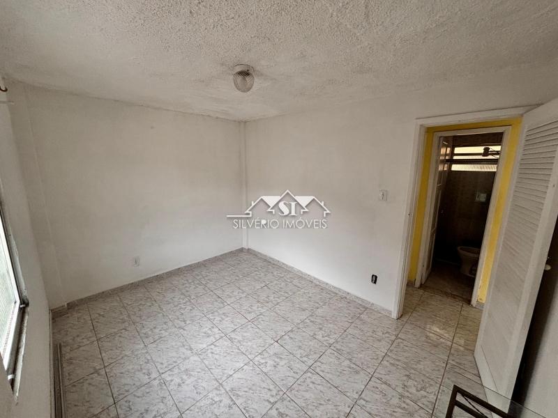 Apartamento em Coronel Veiga - Petrópolis/RJ  - 2 Quartos
