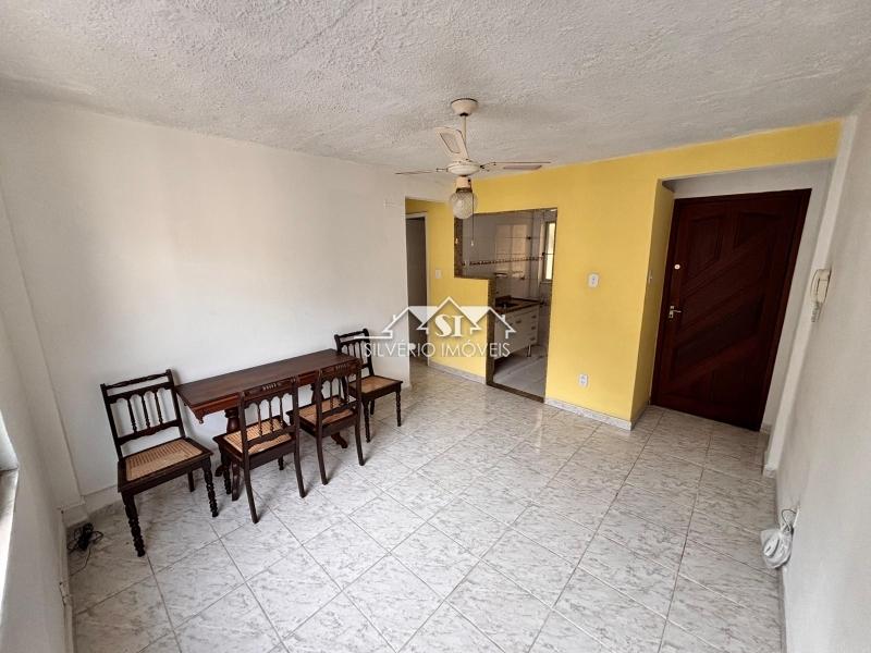 Apartamento à venda com 2 quartos, 47m² - Foto 2