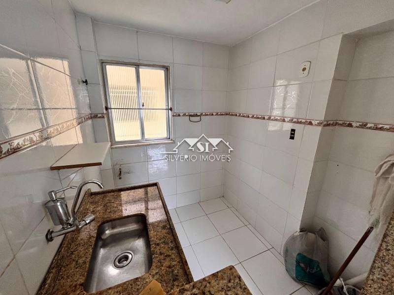 Apartamento à venda com 2 quartos, 47m² - Foto 3