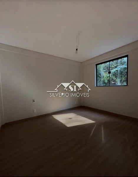Casa à venda com 5 quartos, 300m² - Foto 5