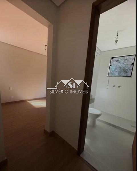 Casa à venda com 5 quartos, 300m² - Foto 10