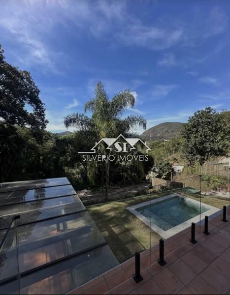 Casa à venda com 5 quartos, 300m² - Foto 11