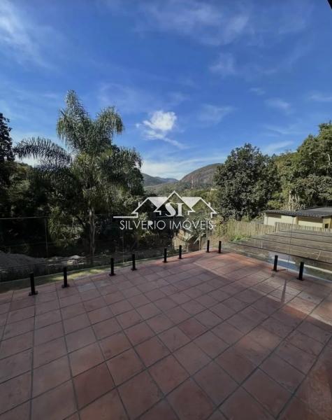 Casa à venda com 5 quartos, 300m² - Foto 14