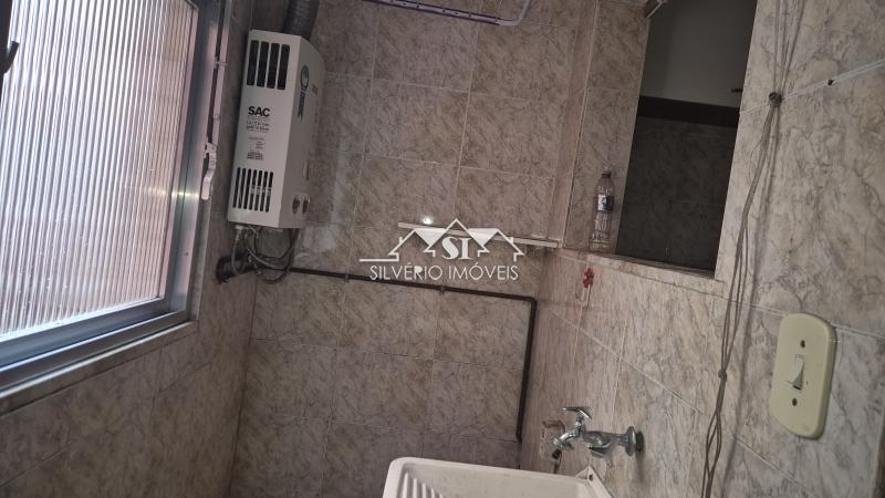 Apartamento à venda com 2 quartos, 64m² - Foto 20