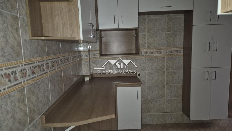 Apartamento à venda com 2 quartos, 64m² - Foto 17