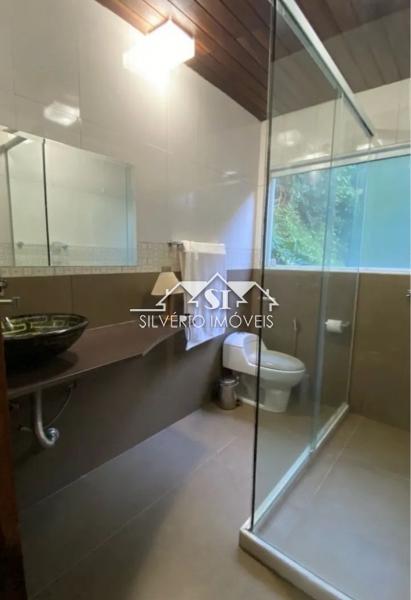 Casa para alugar com 4 quartos, 170m² - Foto 8