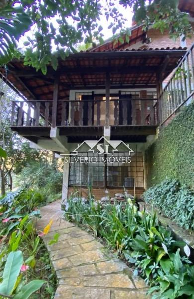 Casa para alugar com 4 quartos, 170m² - Foto 10