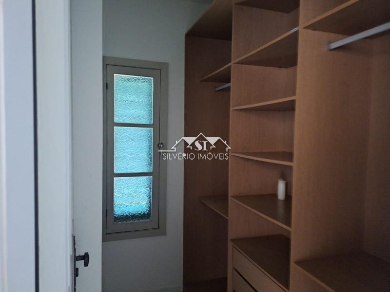 Casa para alugar com 4 quartos, 240m² - Foto 27