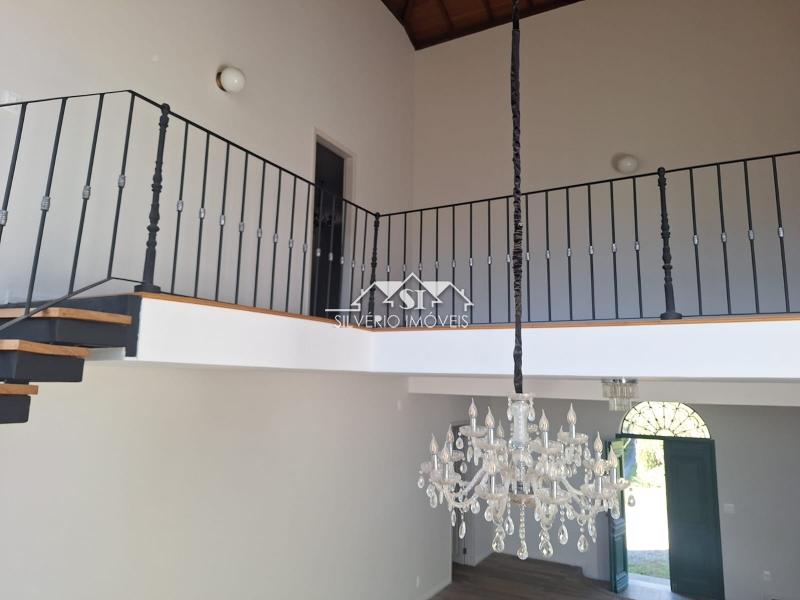 Casa para alugar com 4 quartos, 240m² - Foto 21