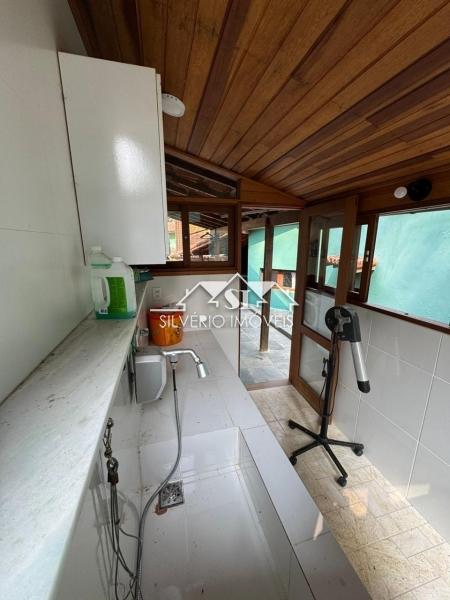 Casa à venda com 6 quartos, 552m² - Foto 7