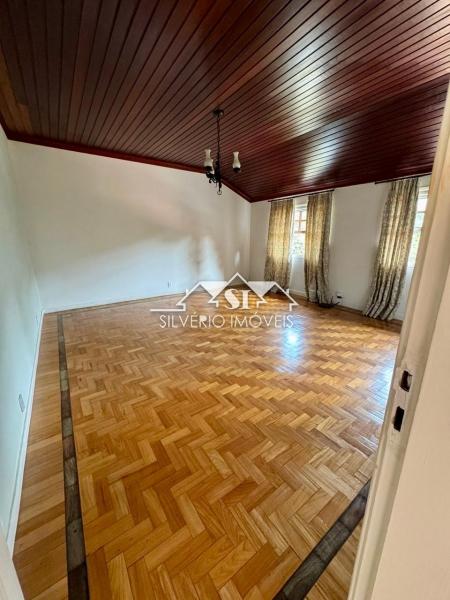 Casa à venda com 6 quartos, 552m² - Foto 14