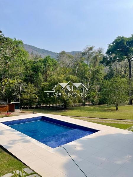 Casa à venda com 6 quartos, 552m² - Foto 17