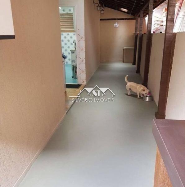 Casa à venda com 4 quartos, 300m² - Foto 19