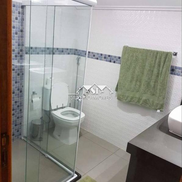 Casa à venda com 4 quartos, 300m² - Foto 16