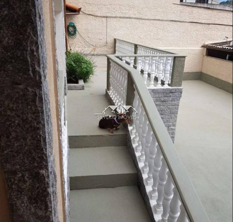Casa à venda com 4 quartos, 300m² - Foto 20