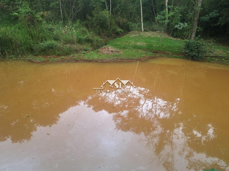 Fazenda à venda com 24 quartos, 1000m² - Foto 18