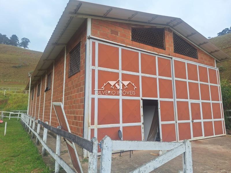 Fazenda à venda com 24 quartos, 1000m² - Foto 32