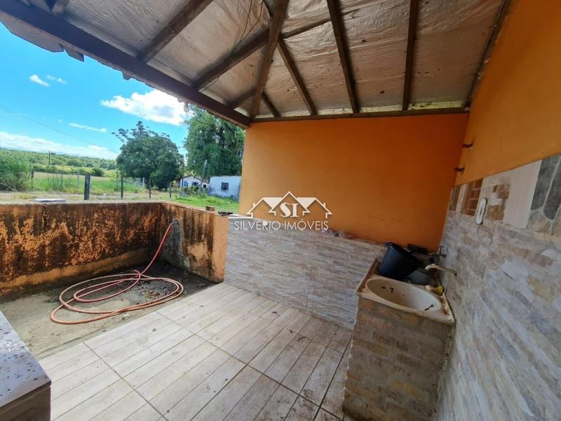 Fazenda à venda com 2 quartos, 400m² - Foto 13