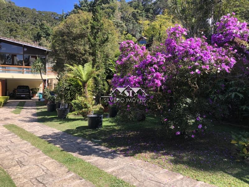 Casa à venda e aluguel com 7 quartos, 700m² - Foto 15