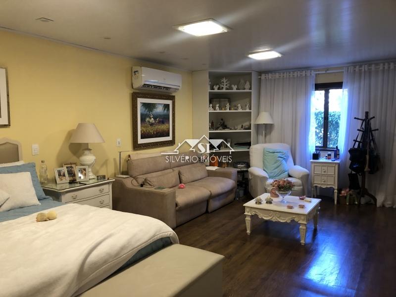 Casa à venda e aluguel com 7 quartos, 700m² - Foto 55