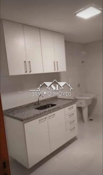 Apartamento à venda com 2 quartos, 56m² - Foto 3