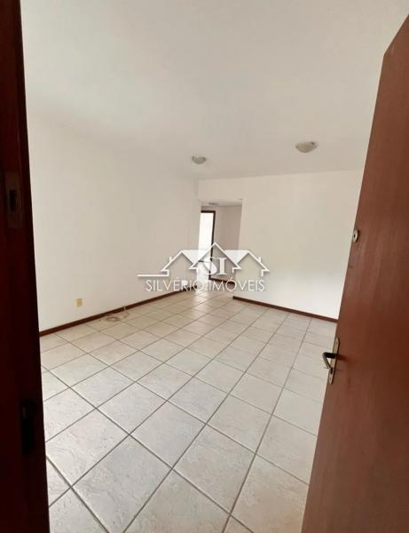 Apartamento à venda com 3 quartos, 100m² - Foto 11