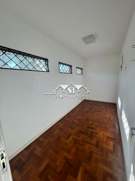 Casa à venda com 5 quartos, 437m² - Foto 14