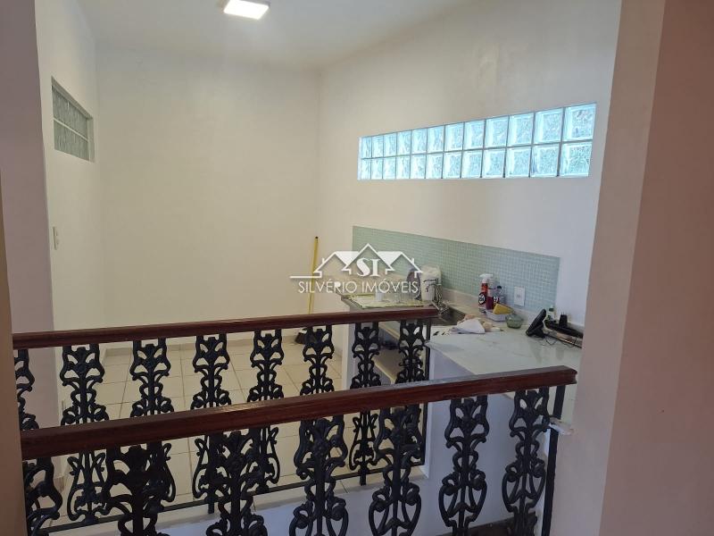Apartamento para alugar com 2 quartos, 90m² - Foto 9