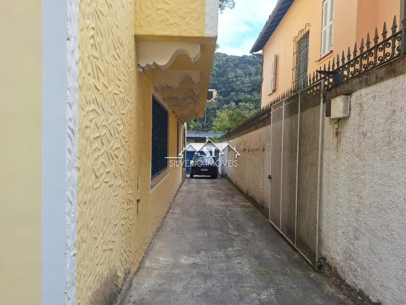 Apartamento para alugar com 2 quartos, 90m² - Foto 13