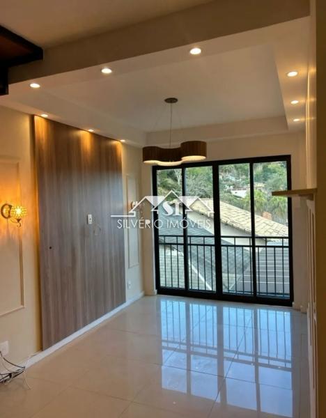 Apartamento à venda com 2 quartos, 76m² - Foto 3