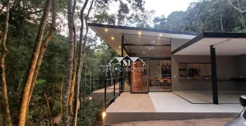 Casa em Araras - Petrópolis/RJ  - 3 Quartos