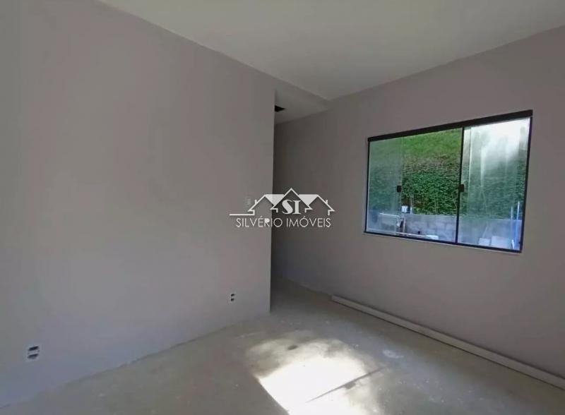 Casa à venda com 3 quartos, 235m² - Foto 9