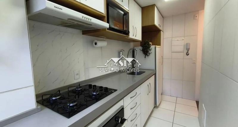 Apartamento à venda com 2 quartos, 62m² - Foto 8