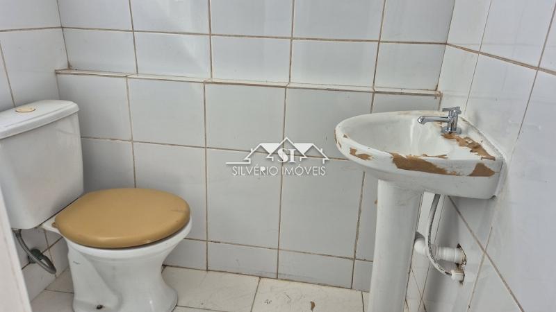 Casa para alugar com 1 quarto, 40m² - Foto 12