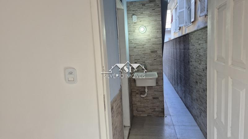 Casa para alugar com 1 quarto, 40m² - Foto 13