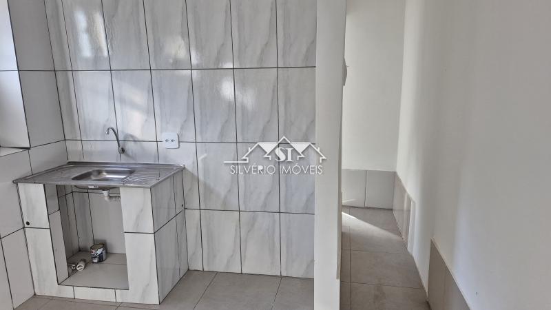Casa para alugar com 1 quarto, 40m² - Foto 15