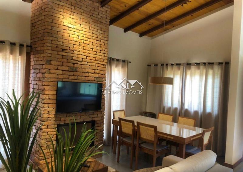 Casa à venda com 2 quartos, 87m² - Foto 2