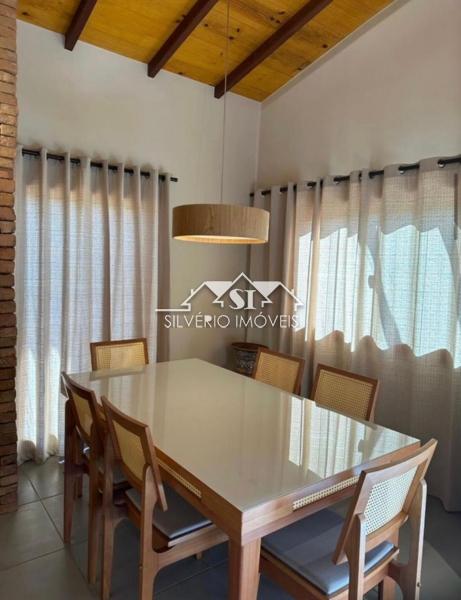 Casa à venda com 2 quartos, 87m² - Foto 4