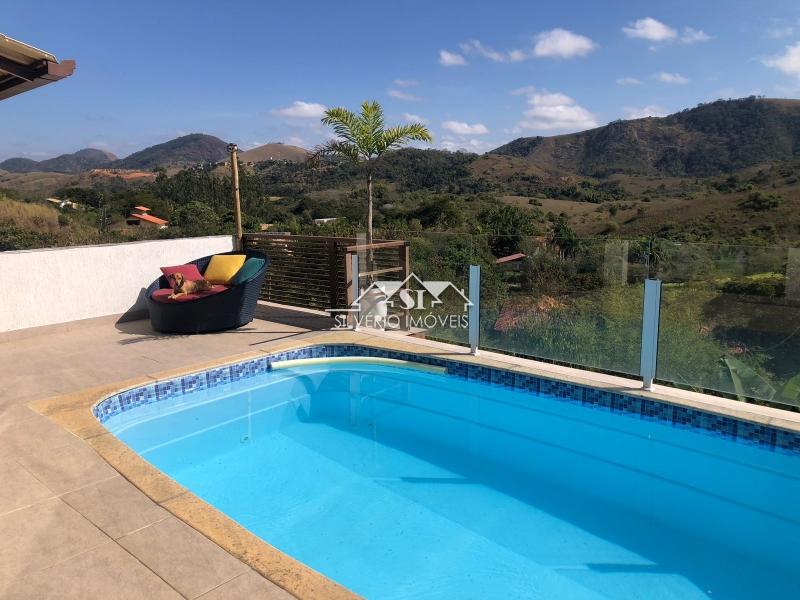 Casa à venda com 4 quartos, 250m² - Foto 5