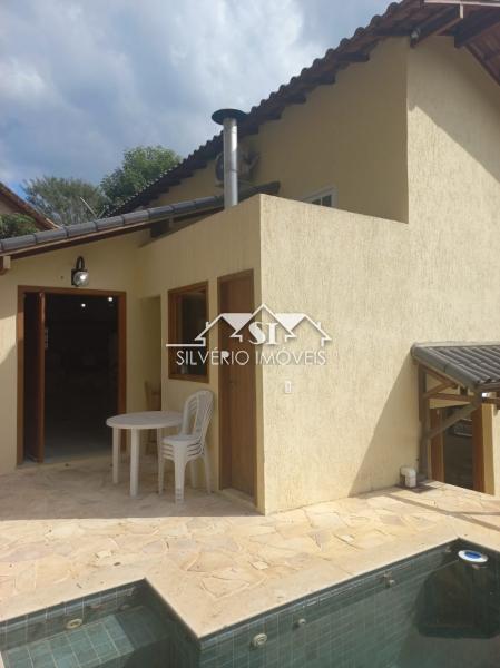 Casa à venda com 3 quartos, 327m² - Foto 12