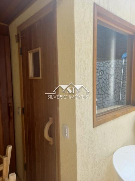 Casa à venda com 3 quartos, 327m² - Foto 14
