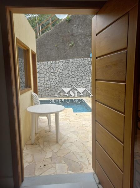 Casa à venda com 3 quartos, 327m² - Foto 17
