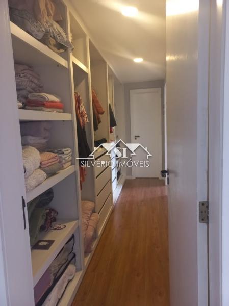 Casa à venda com 3 quartos, 327m² - Foto 18