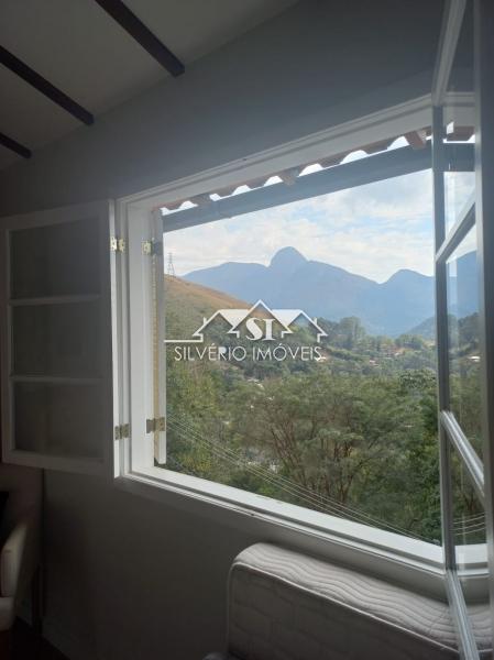 Casa à venda com 3 quartos, 327m² - Foto 27
