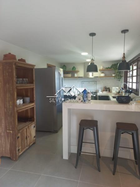 Casa à venda com 3 quartos, 327m² - Foto 37