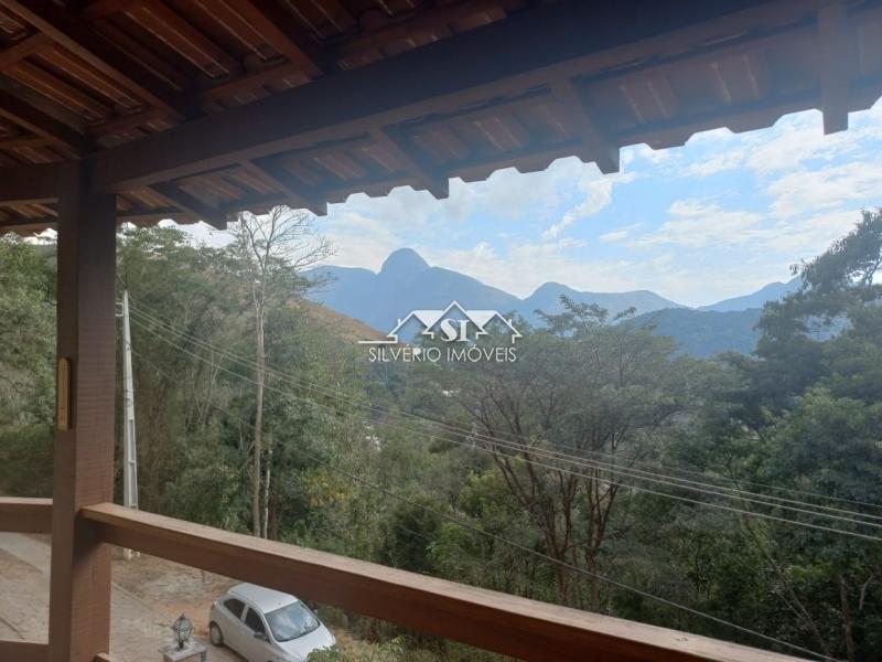 Casa à venda com 3 quartos, 327m² - Foto 42