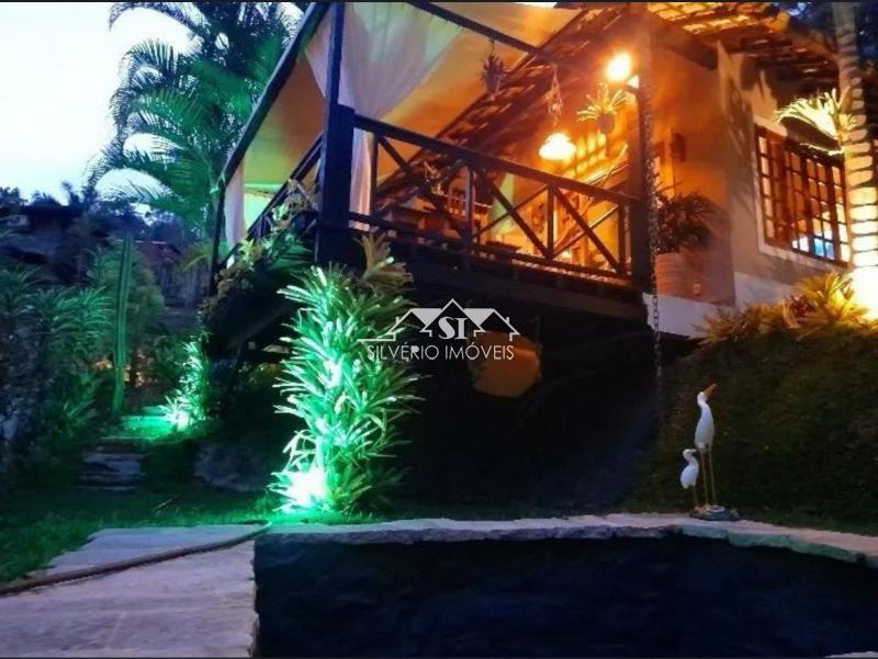 Casa para alugar com 2 quartos, 175m² - Foto 13
